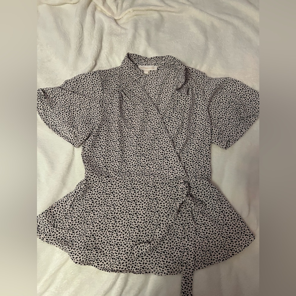 Monteau Los Angeles wrapped blouse, size Large